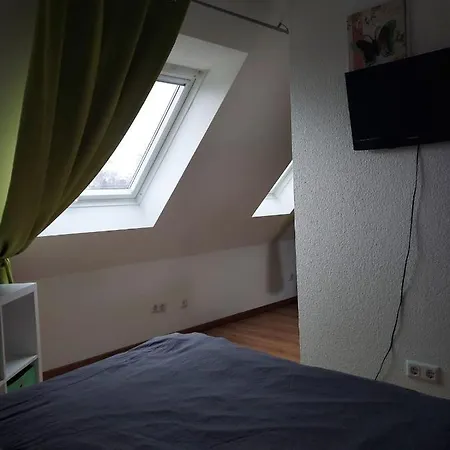 شقة Klimatisiertes Dachgeschoss In Recklinghausen- Nord *