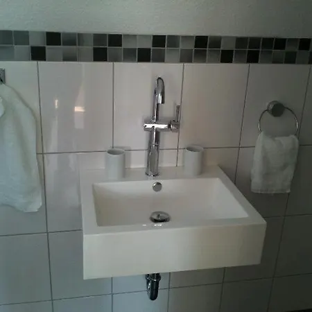 Klimatisiertes Dachgeschoss In Recklinghausen- Nord * ركلنغهاوزن