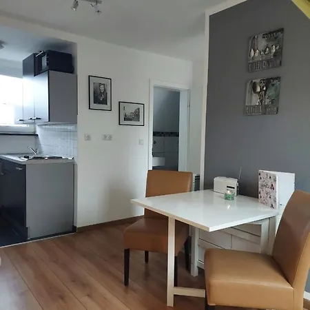Klimatisiertes Dachgeschoss In Recklinghausen- Nord *